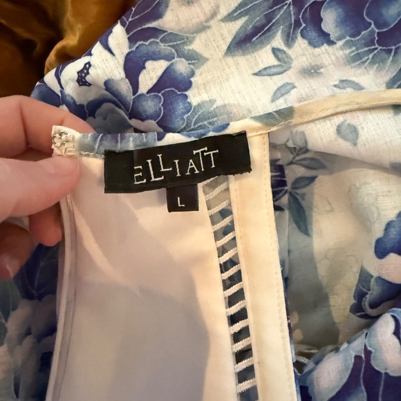 Elliatt Floral Flourish Midi Dress - Picture 3 of 7